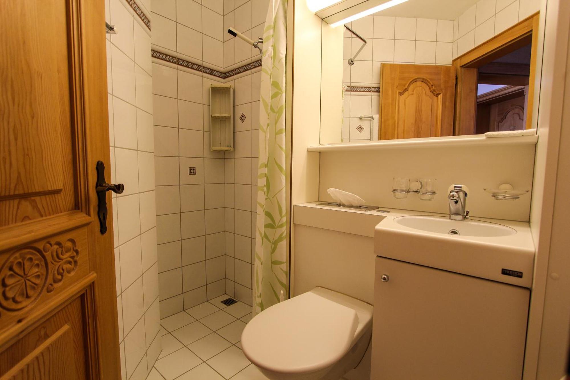 Schweizerhof Hotel Mels Phòng bức ảnh